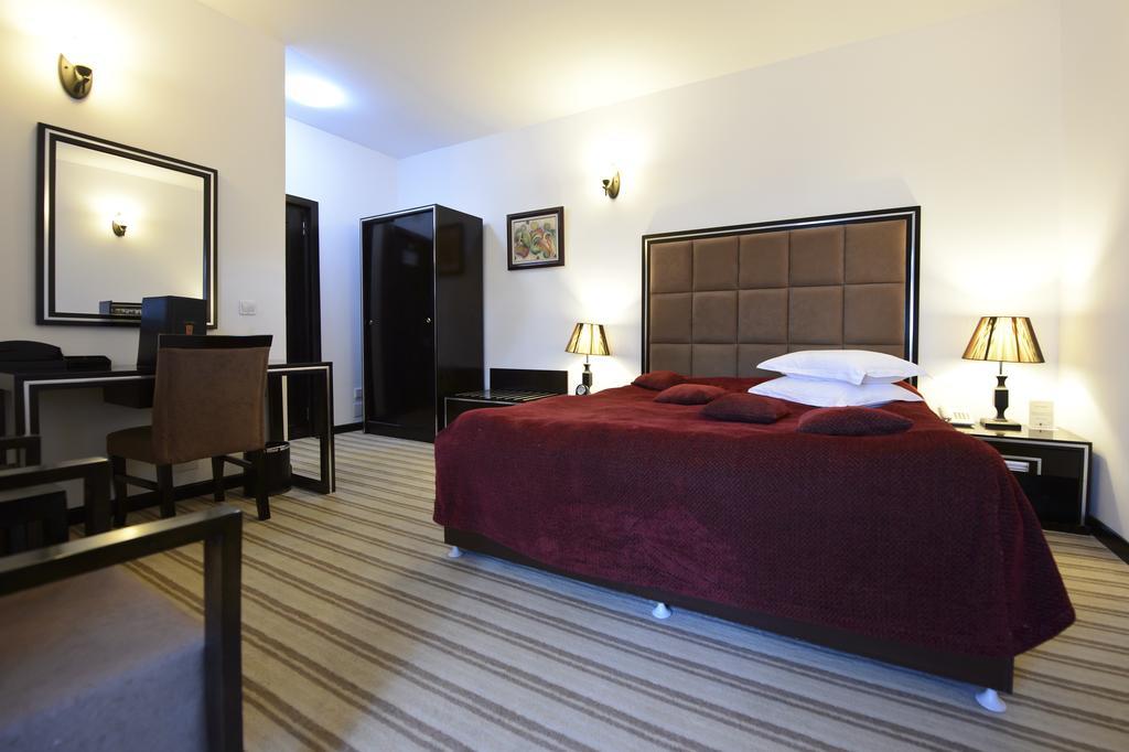 Contele Vladimir Hotel Bran  Exterior foto