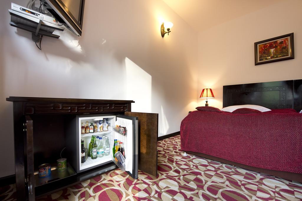 Contele Vladimir Hotel Bran  Quarto foto